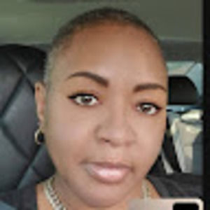 Meet your Posher, Makeba